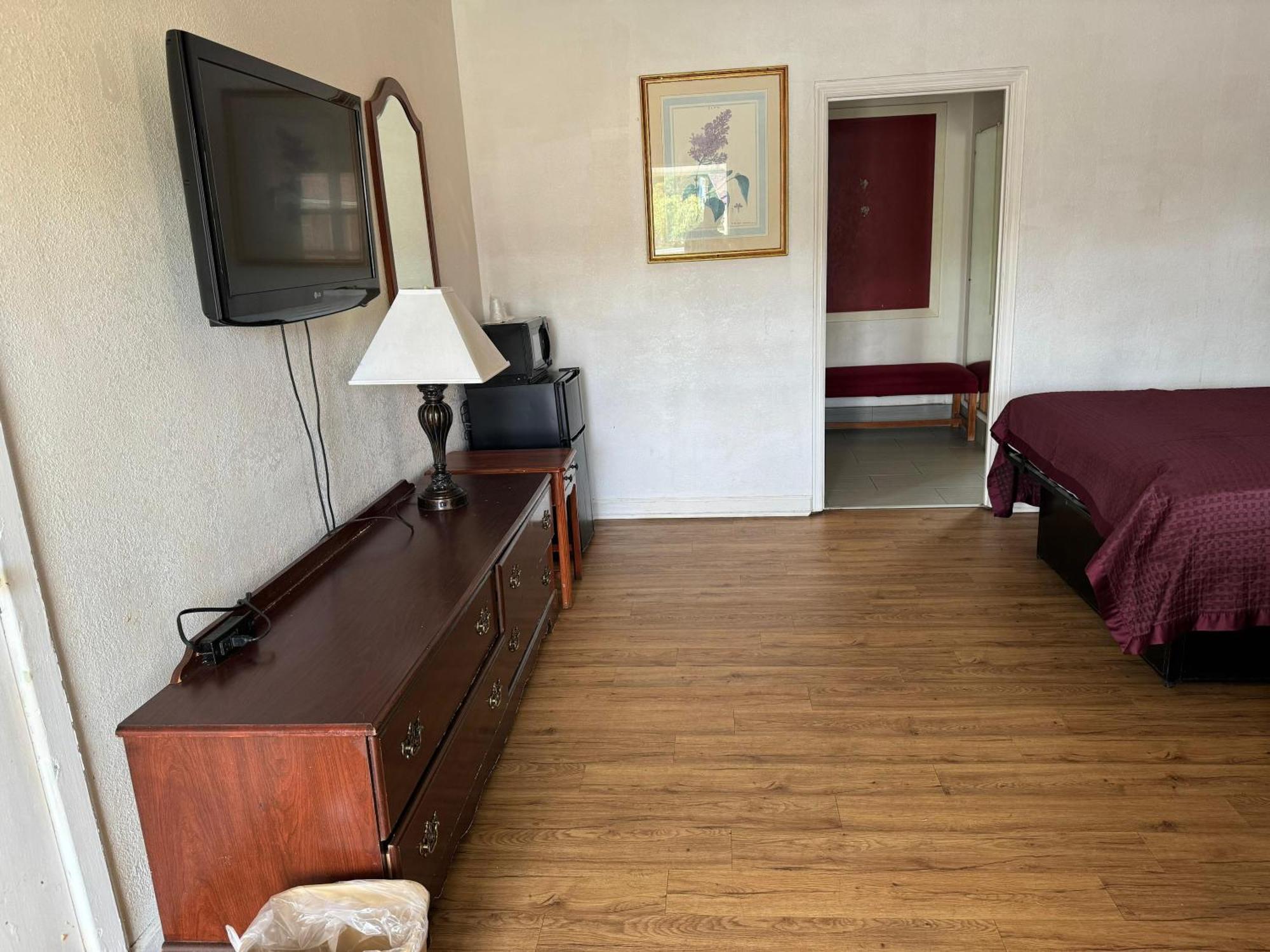 Travel Inn By Oyo Danville Us-29 Екстериор снимка